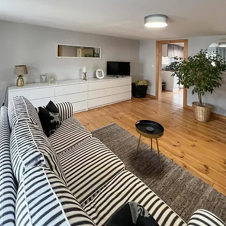 Ferienwohnung Rheinsberg アパート ラインスベルク